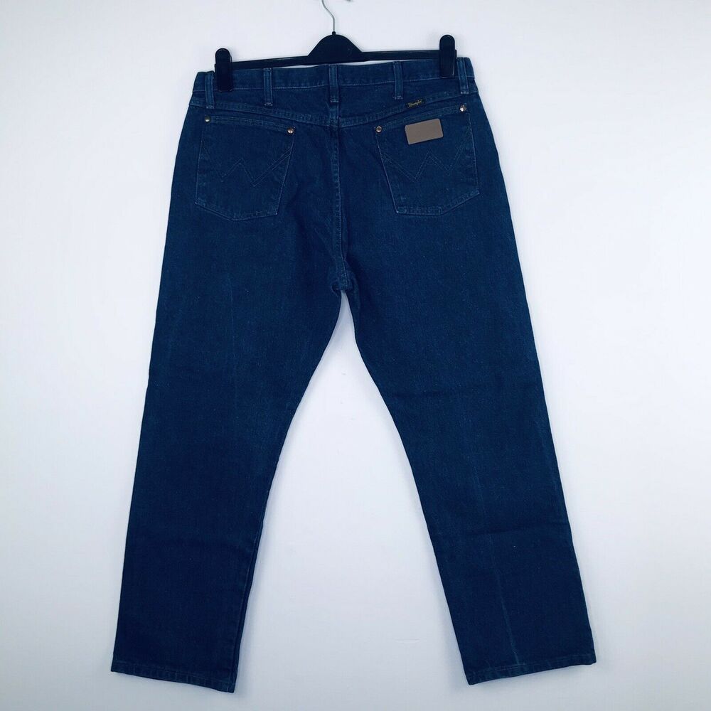 Wrangler 38X30 Blue Jeans Medium Wash 100% Cotton Straight D - Picture 3 of 4